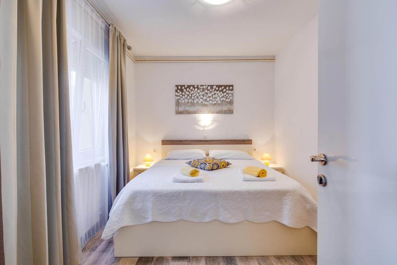 Juric Apartments-Rab Palit Экстерьер фото
